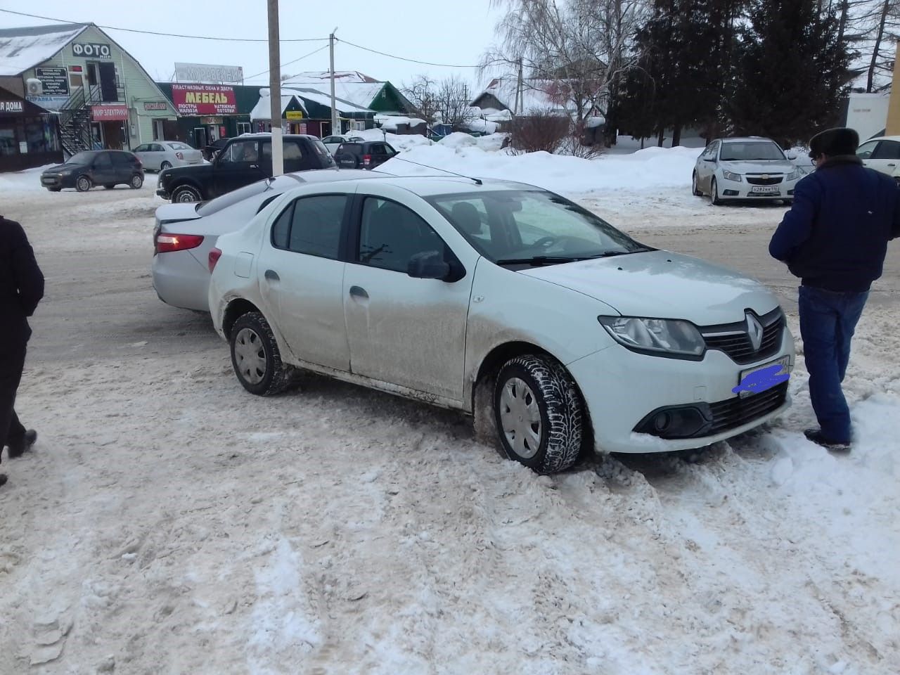 В Рыбной Слободе столкнулись два автомобиля