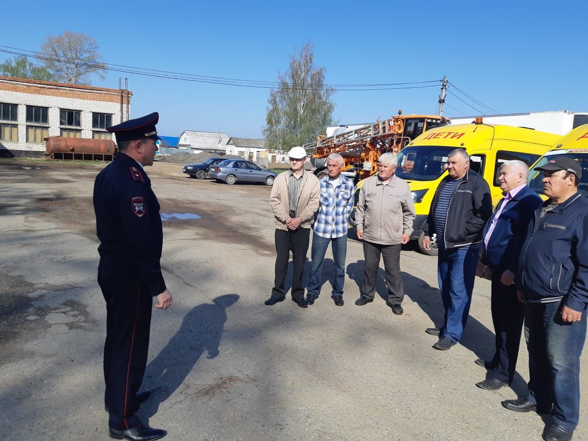 Рыбнослободцы, помнить о безопасности на дороге нужно всегда! 