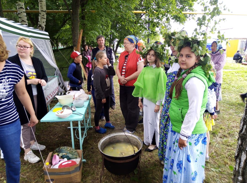 Два праздника в один день