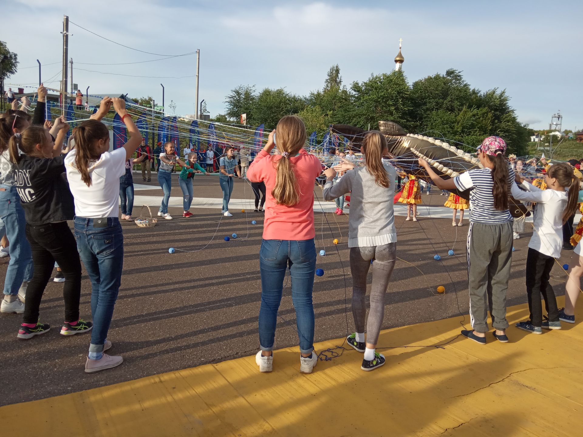 Флаги WorldSkills и WorldSkills Kazan 2019 посетили Рыбно-Слободский район