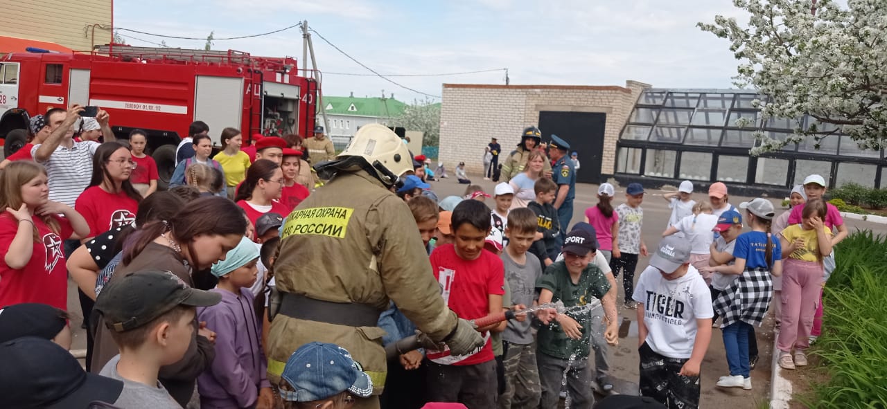 В Рыбно - Слободской школе №2 прошло профилактическое мероприятия по пожарной безопасности.