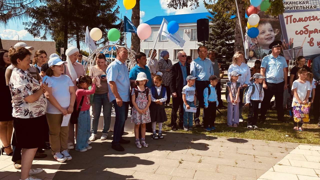 В Рыбно-Слободском районе прошла акция «Помоги собраться в школу»