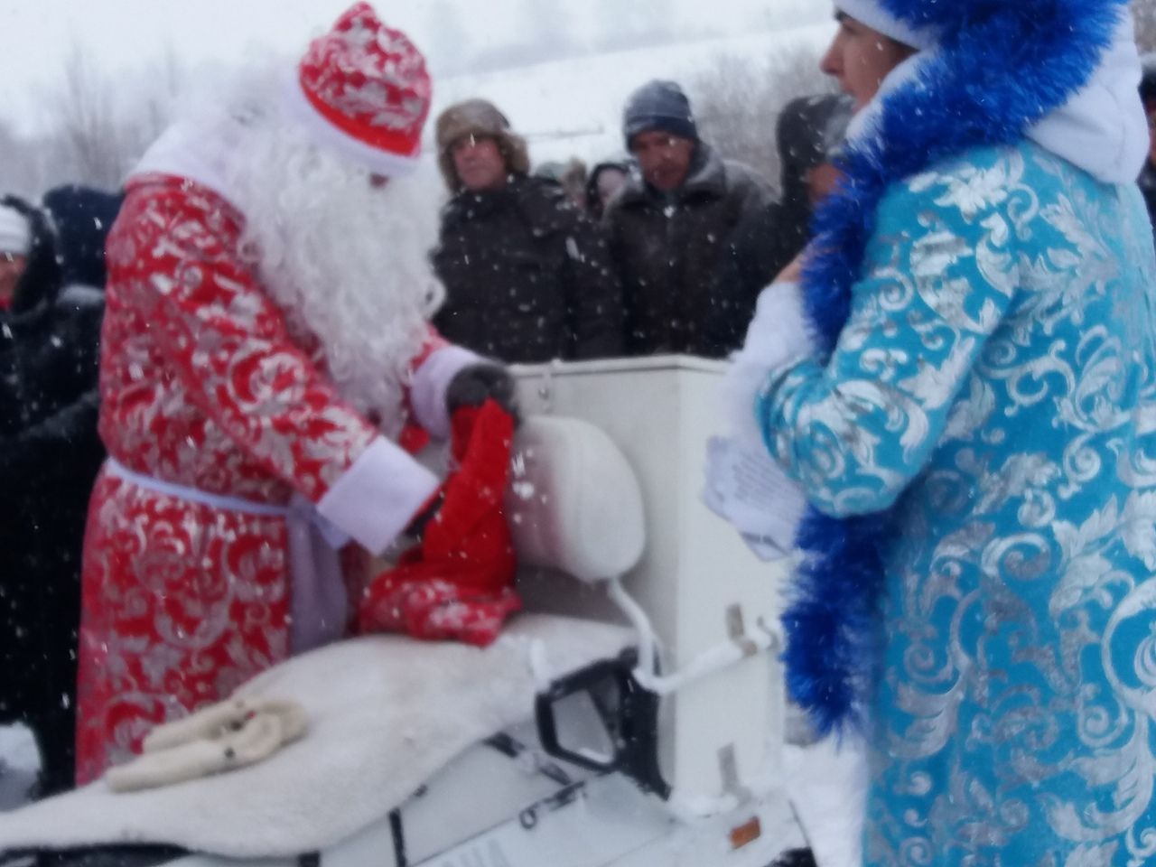 Кар-бураннар да адаштыра алмаган Югарытегермәнлеклеләрне. Чираттагы мәртәбә матур гадәтләренә тугры булып калганнар.