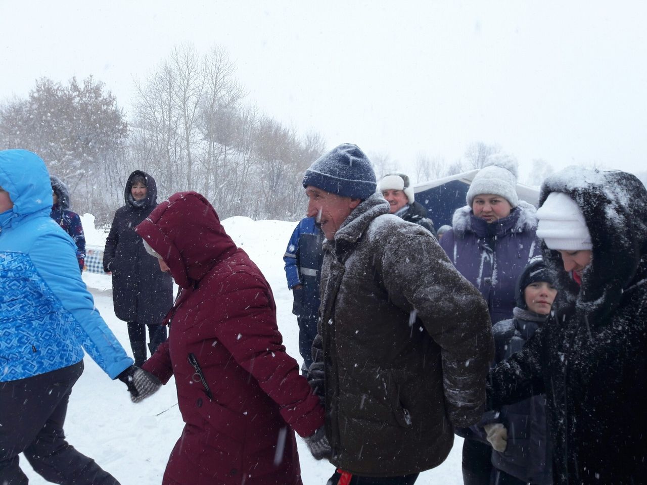 Кар-бураннар да адаштыра алмаган Югарытегермәнлеклеләрне. Чираттагы мәртәбә матур гадәтләренә тугры булып калганнар.