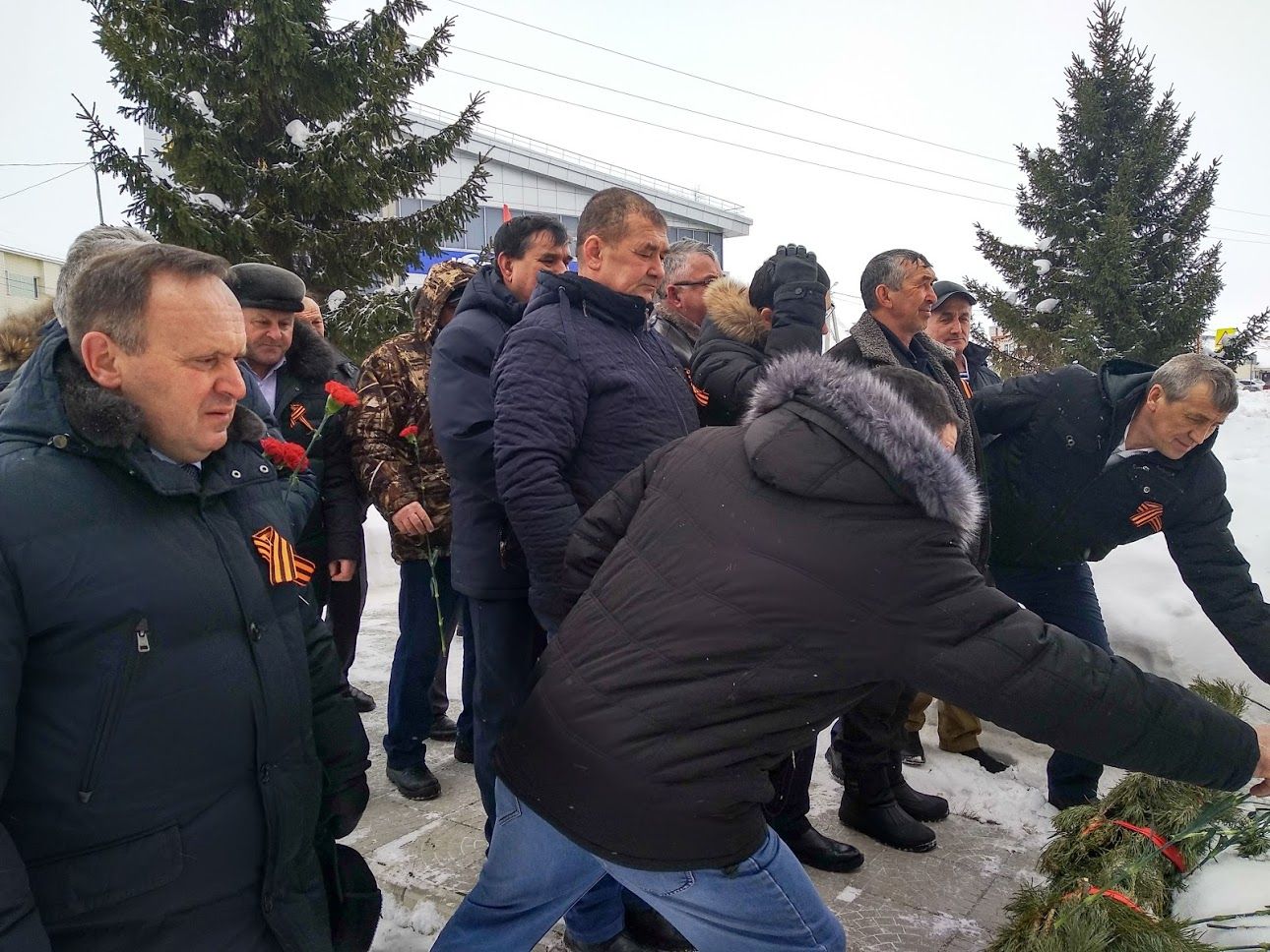 Прошел митинг по случаю возложения венков памяти погибших афганцев