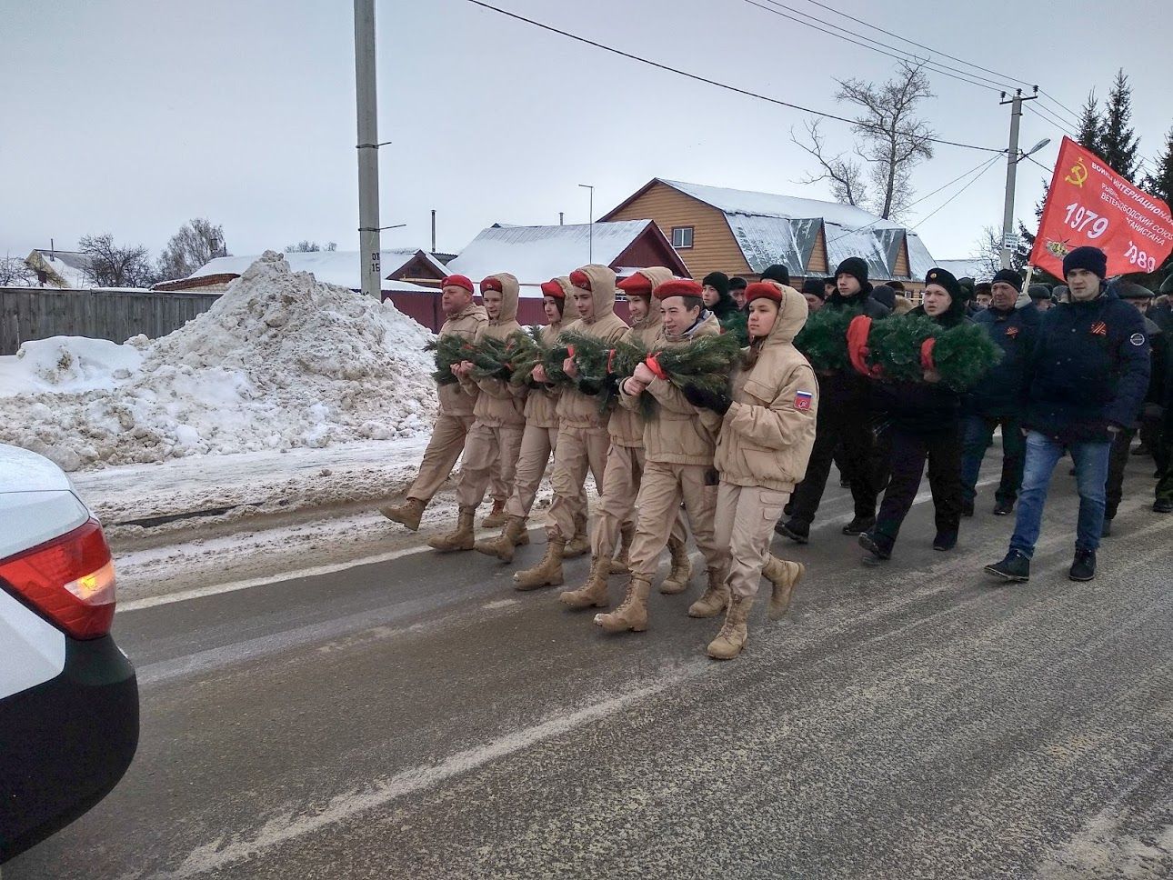 Прошел митинг по случаю возложения венков памяти погибших афганцев