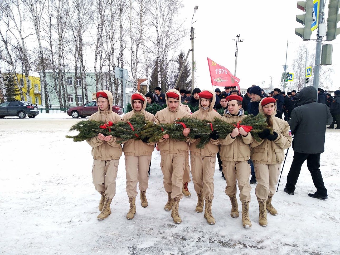 Прошел митинг по случаю возложения венков памяти погибших афганцев