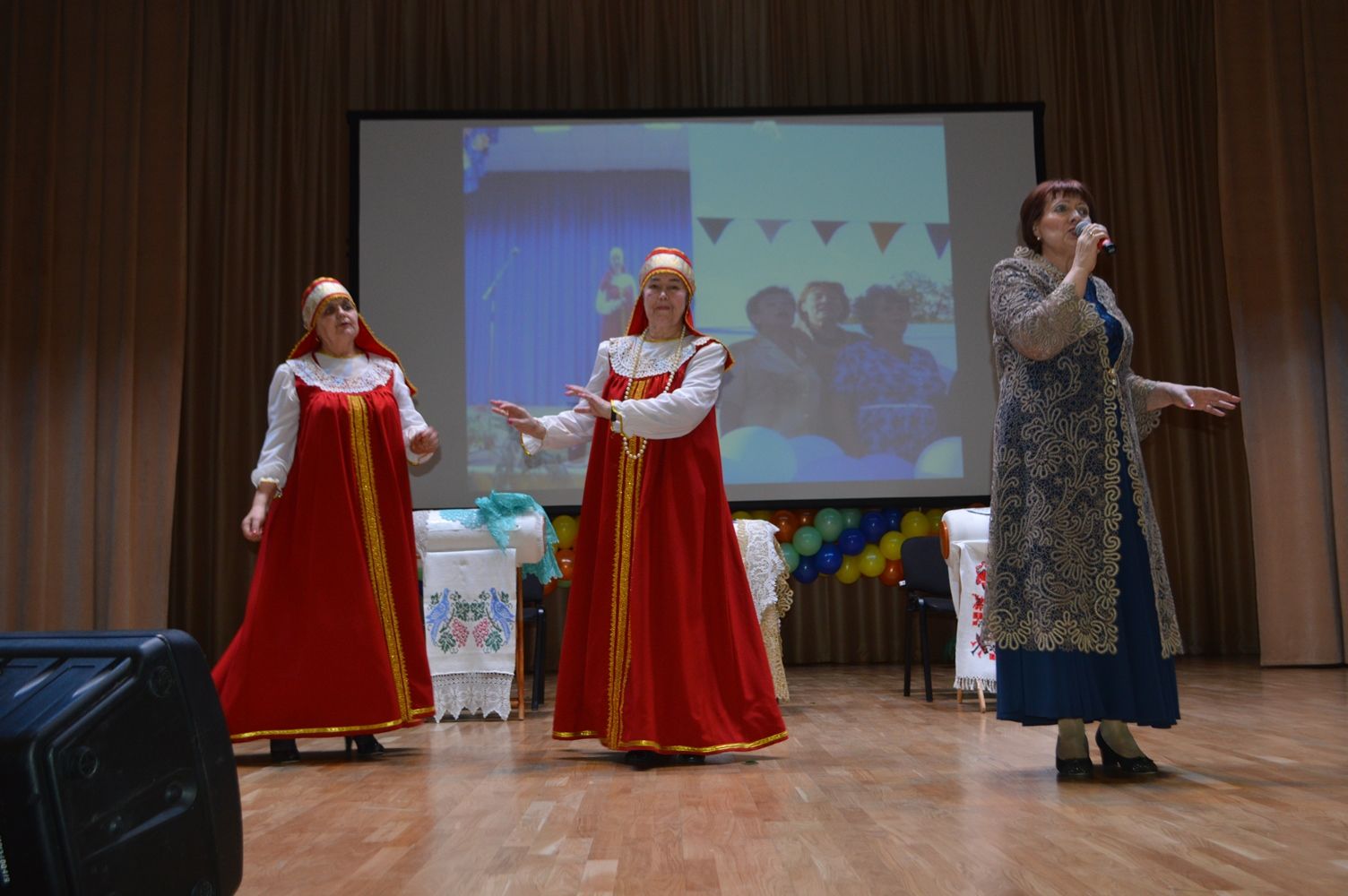 В  Рыбной Слободе состоялась зональный тур республиканского конкурса " Женщина года . Мужчина : Женский взгляд"