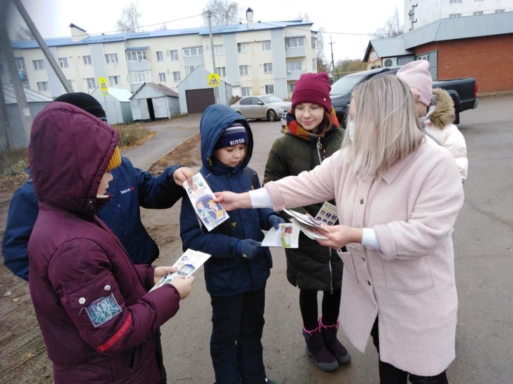 Сотрудники ОГИБДД Рыбно - Слободского района провели акцию