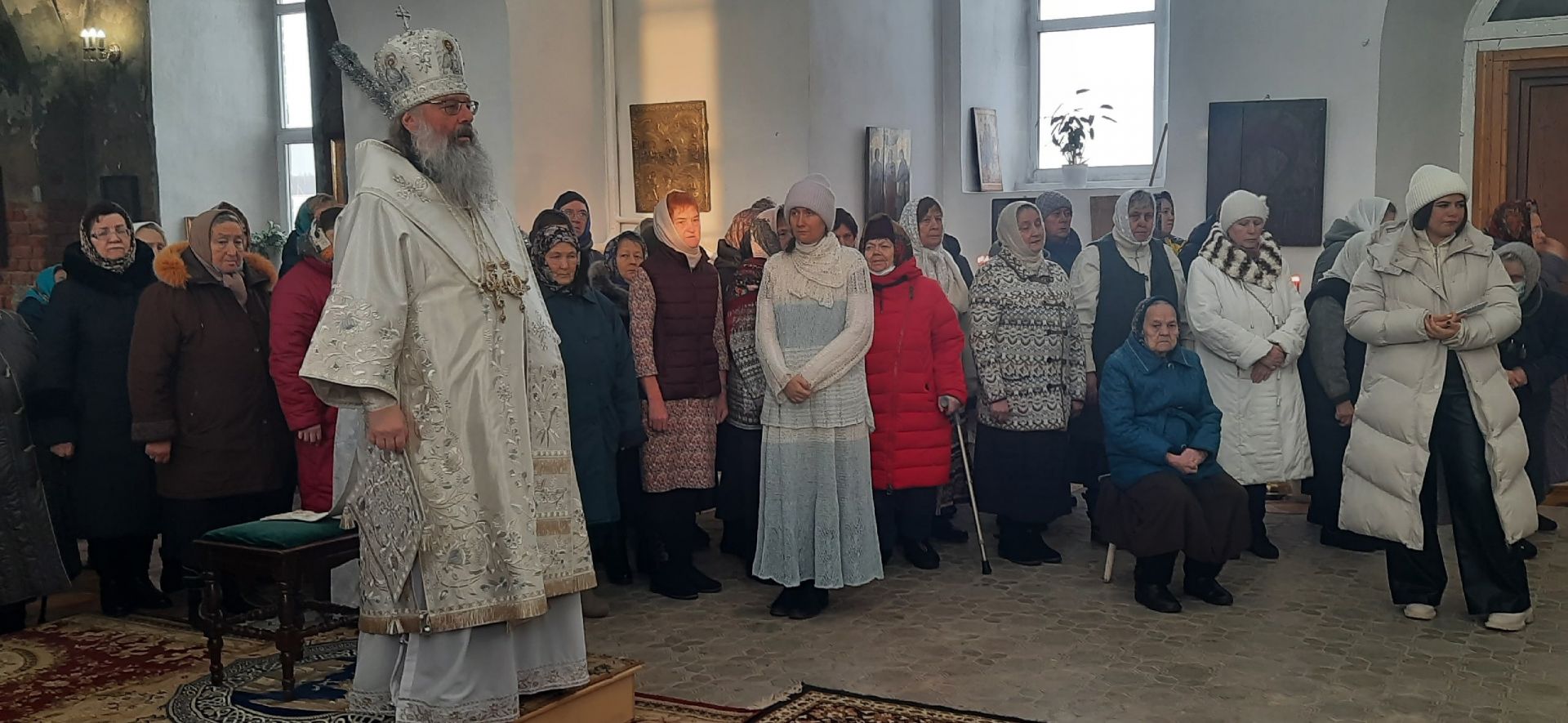 В Рыбно-Слободском районе богослужение в Крещенский сочельник провел Митрополит Казанский и Татарстанский Кирилл