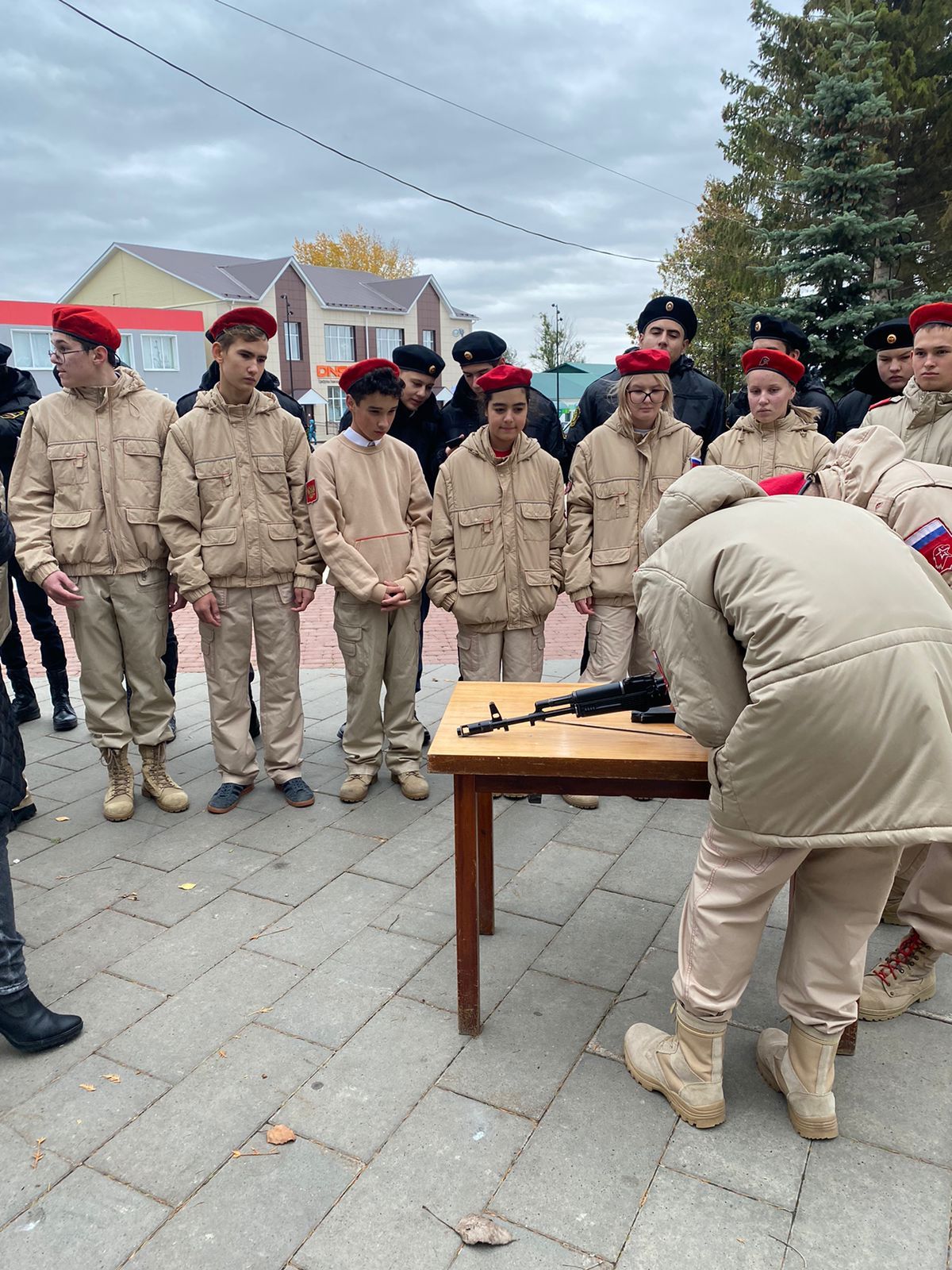 В Рыбно-Слободском районе стартовала акция в поддержку службы по контракту - "Все свои".