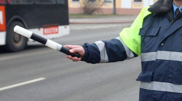 Парня остановили за езду в нетрезвом виде. То, как он доказал свою трезвость, очень удивило полицейских