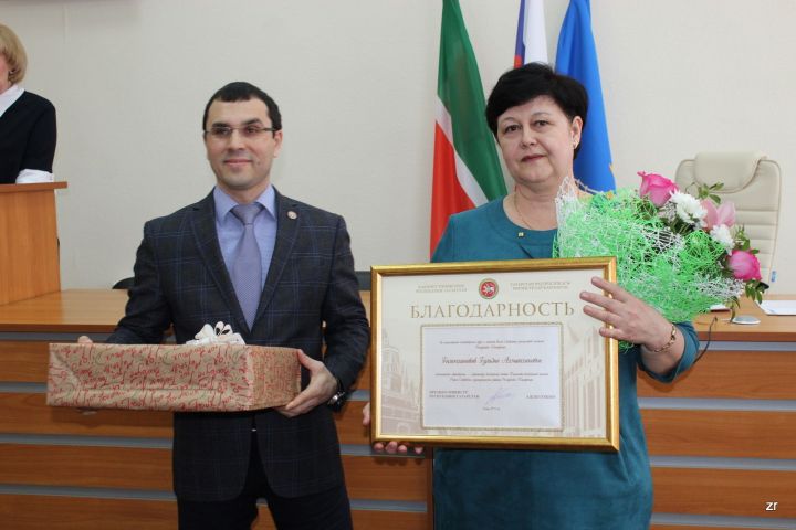 Начальнику бюджетного отдела Финансово-бюджетной палаты района объявлена Благодарность Кабинета Министров Республики Татарстан