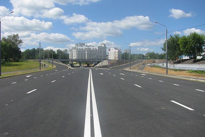 На магистралях планируют увеличить максимальную скорость до 130 км/ч