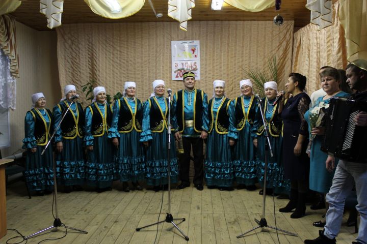 Ансамбль районного Дома культуры «Өмет” своим творчеством всегда поражает народ