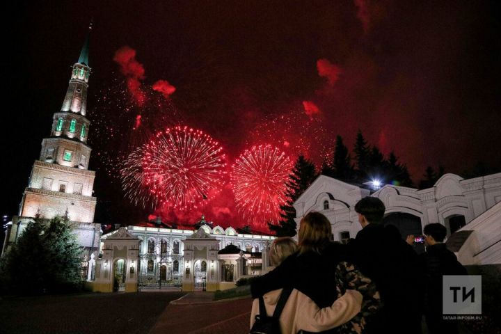 Госдума рассмотрит законопроект о выходном 31 декабря