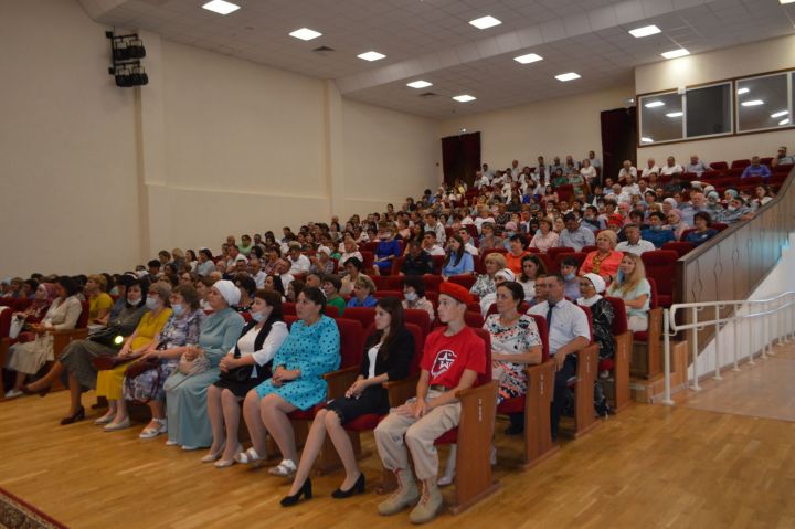 В  Рыбной Слободе учителя собрались на августовское совещание