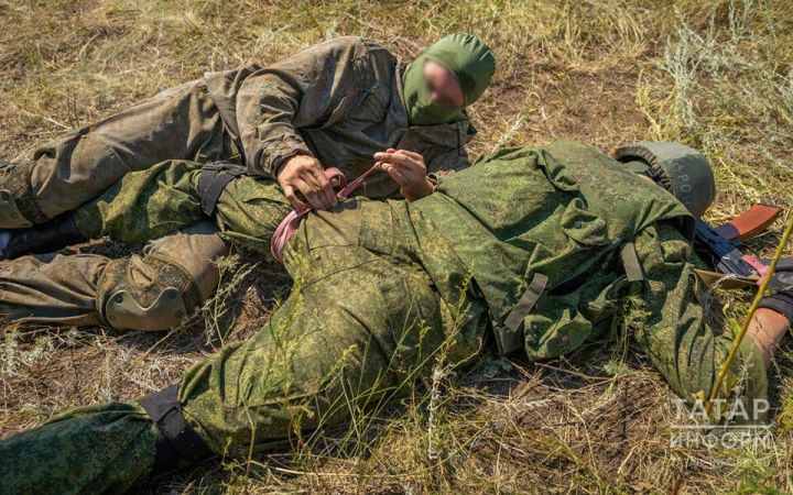 «После подрыва машины выбирались по минному полю»: медбрат из РКБ рассказал как проходит его служба в СВО