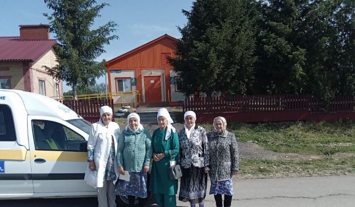 Рыбнослободские пенсионеры довольны организованной для них бесплатной доставкой до поликлиники