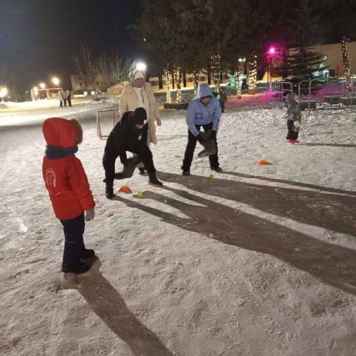 В Рыбно-Слободском районе продолжается Новый Год!